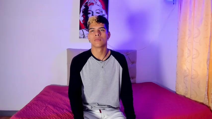 wyatt_3 live screenshot 2025-09-30 12:11:00