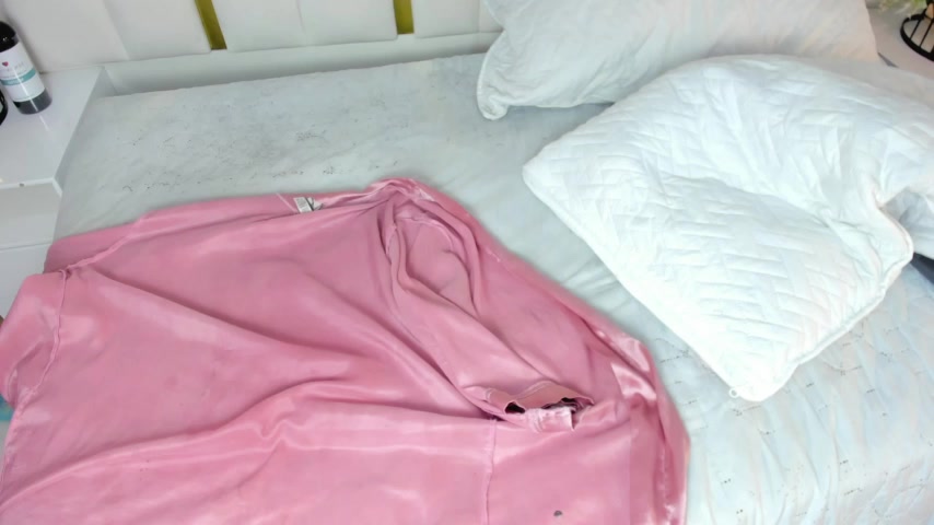 yayi_derek live screenshot 2025-09-22 14:28:12